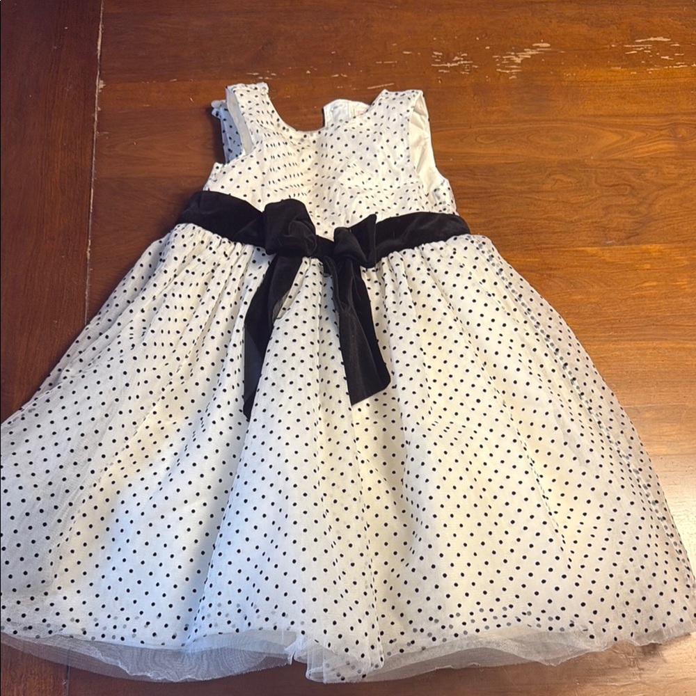 Janie and Jack White and Black A-Line Dress for Wedding Guest